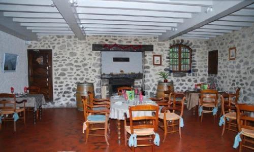 Au Bon Coin Hotel Lurbe-Saint-Christau Kültér fotó